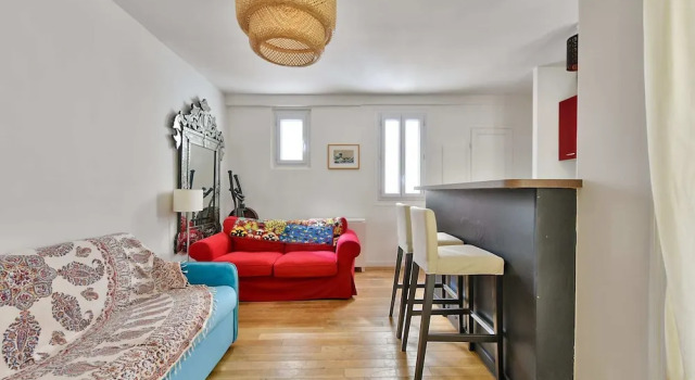 Superb Apartment at the Foot of the Sacré-coeur