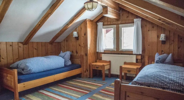 Almhütte & Skihütte Kohlerhaus, Varaa Hotelli Stuben Tiroli