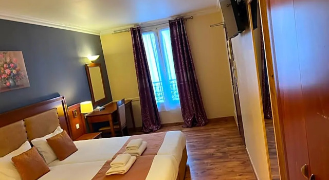 Номер Superior 121 Paris Hotel