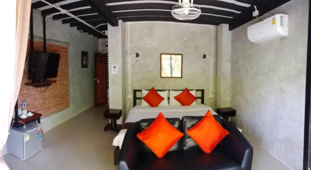 Номер Standard с видом на сад White Jail at Koh Tao Hostel