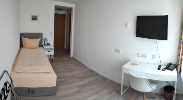 Номер Deluxe A - City HOTEL Schiff