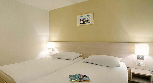 Camping Solaris, Prenota Campeggio Campeggi e glamping a Santa Marina, Campeggio
