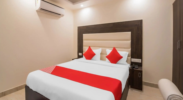 HOTEL ASHOKA PALACE Near IGI Airport New Delhi, Забронировать Отель Отели Нью-Дели с завтраком, Завтраки