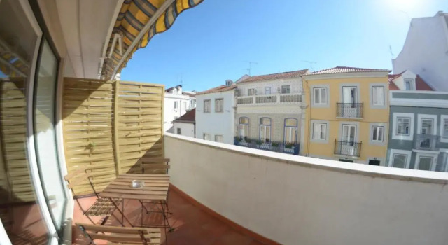 Трёхместный номер Standard с балконом Fado Bed & Breakfast Santos