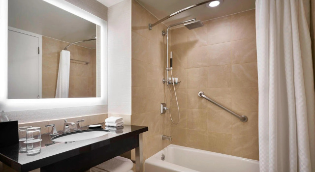 Четырёхместный номер Standard The Westin Alexandria Old Town