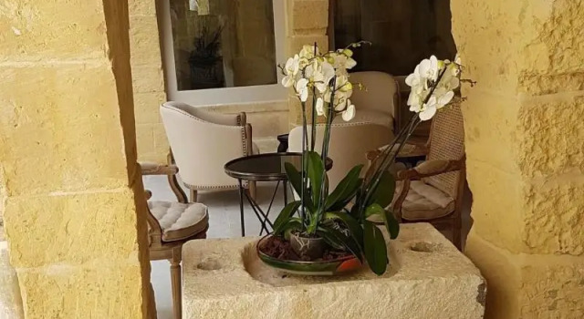 Cesca's Boutique Hotel, Buchen Sie Boutique Business-Hotels in Munxar, 4* 5*