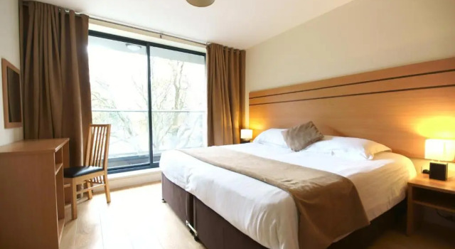 Апартаменты c 1 комнатой Lodge Drive Serviced Apartments