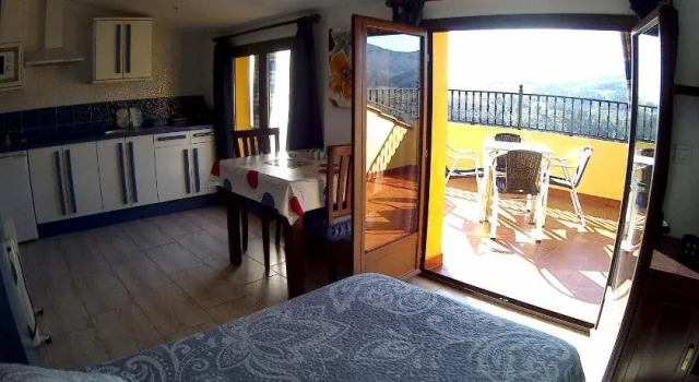 Apartamentos Turisticos Mirayuste, Забронировать Отель Гвадалупе Caceres Province, рядом с Монастырь Санта-Мария-де-Гуадалупе