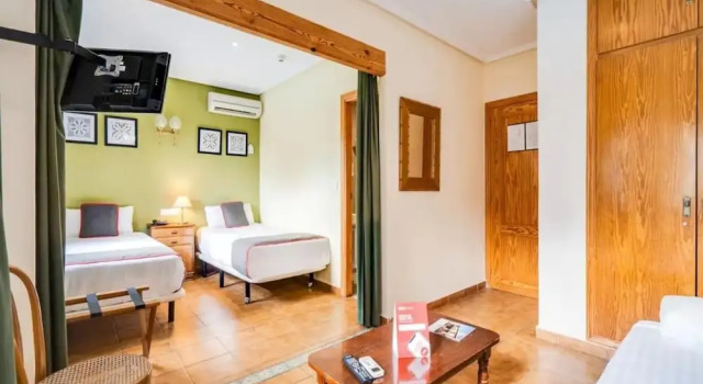 Семейный номер Standard Hotel Torre San Juan