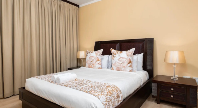 Quayside 708 - Adults Only, Забронировать Отель Отели Кейптауна 4 звезды, рядом с MyCiTi Station Cape Town Stadium, 4*