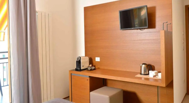 Piano Alto Rooms, Забронировать Отель Отели Побережья Абруццо с парковкой, Парковка