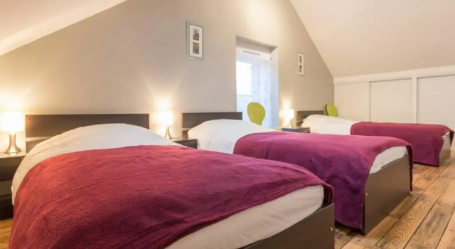 Gîte familial au calme avec étang privé, proche Nantes, jardin, activités, et accès PMR - FR-1-306-961, Réserver Hôtel Nort-sur-Erdre 