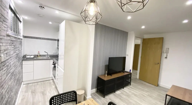 Апартаменты Lovely 1-bed Apartment in Manchester