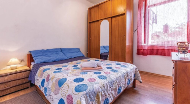 Amazing Home in Fazana With Wifi and 1 Bedrooms, Reserva ahora Hotel Hoteles en Pula con aparcamiento, Aparcamiento