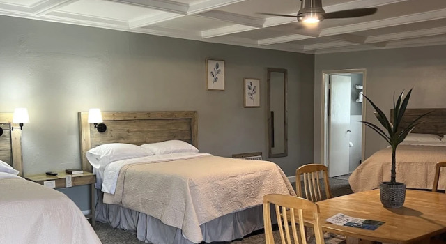 Семейный номер Standard BlueGem Motel