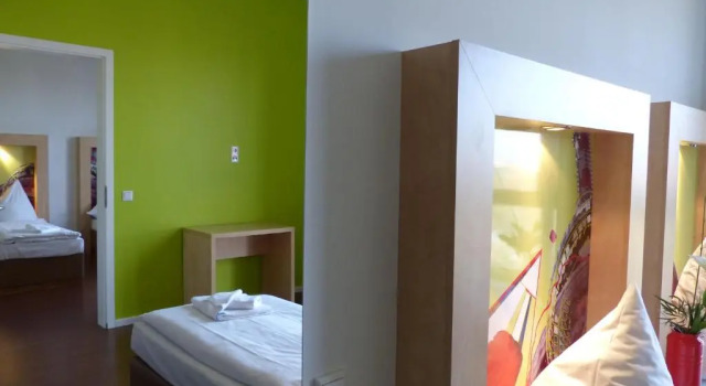 Четырёхместный номер Standard H+ Hotel 4Youth