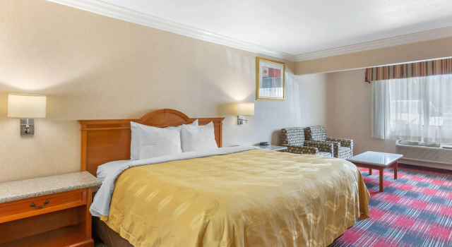 Двухместный номер Standard Quality Inn & Suites Oceanside Near Camp Pendleton