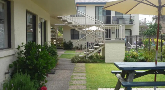 Апартаменты Ocean Drive Apartments