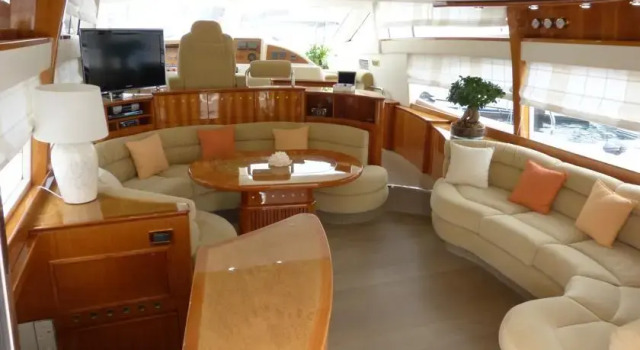 M/Y Poseidon, Забронировать Отель Алимос Афины