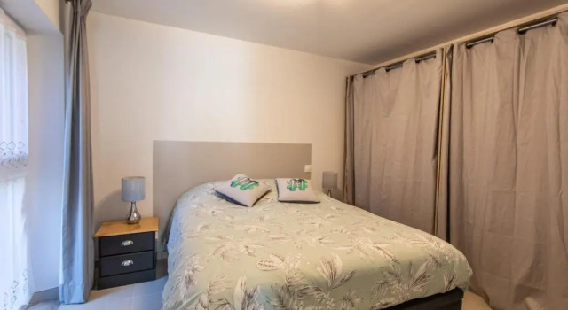 Апартаменты L'écureuil dans La vieille maison centre ville d'Embrun