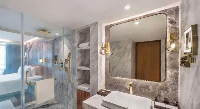 Двухместный номер Business с балконом Radisson Blu Hotel Chennai City Centre
