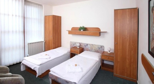 Penzion Lipa, Prenota Hotel Hotel a Moravia meridionale con parcheggio, Parcheggio