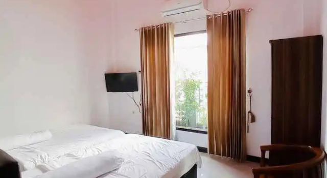 Ashofa Syariah Hotel