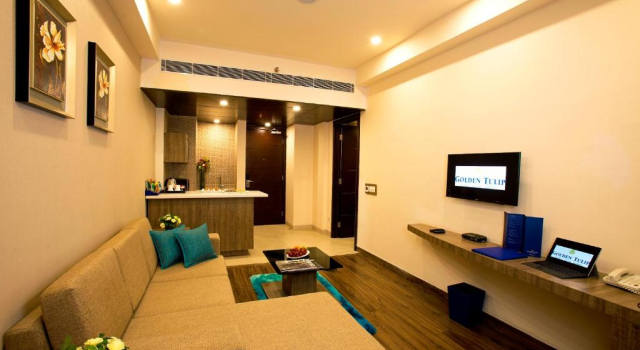 Люкс Executive Golden Tulip Suites Gurgaon