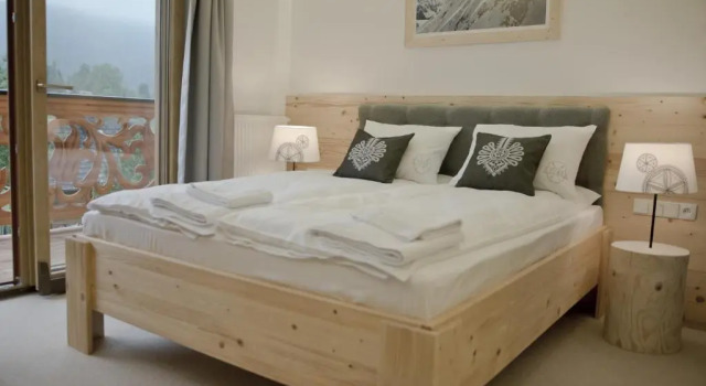 Двухместный номер Standard с балконом и с видом на горы Villa 11 Folk & Design