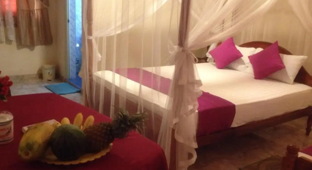 Jaya Home Stay, Забронировать Отель Отели Тангаллы с завтраком, рядом с Tangalle Lagoon, Завтраки