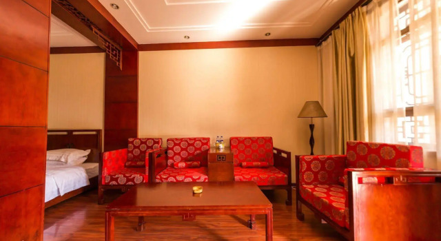 Dali Yinfeng Hotel, Prenota Hotel Hotel a da con parcheggio, Parcheggio