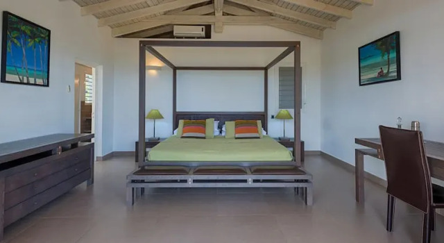 Infinite, Book Hotel Les Terres Basses Saint Martin