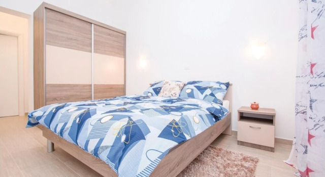Awesome Home in Veli Rat With Wifi and 2 Bedrooms