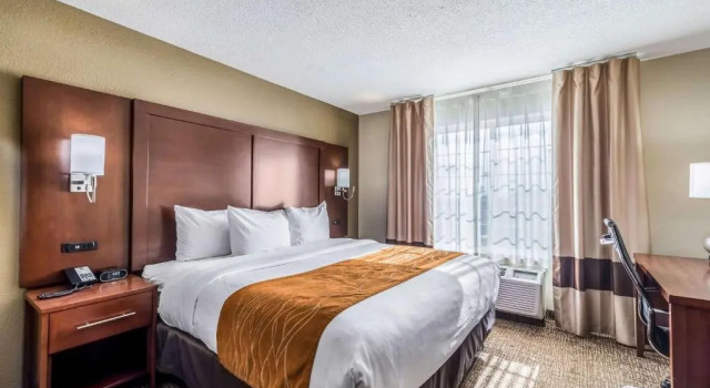 Номер Standard Comfort Inn & Suites Dayton North