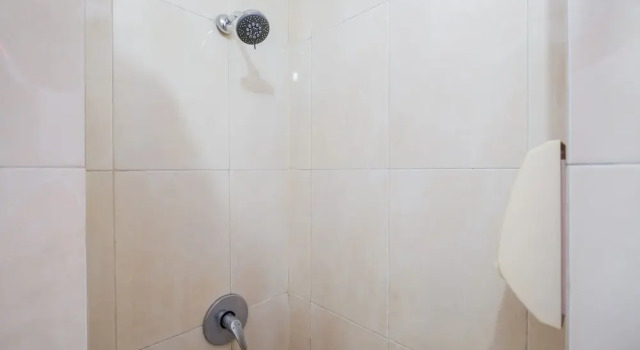 Номер Standard Scenic And Homey Studio Apartement At Mangga Dua Residence