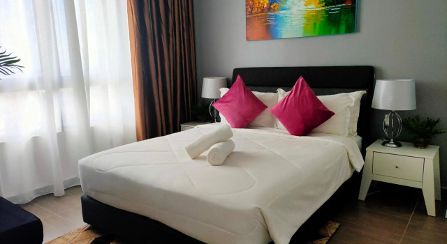 Izz'man Homestay Level 33 Troika Kota Bharu, Забронировать Отель Кота-Бару Келантан, рядом с Торговый центр Kota Bharu
