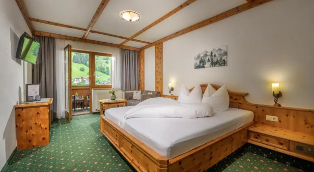 Двухместный номер Standard с балконом Hotel Hubertushof