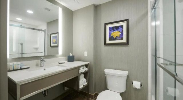 Номер Standard с видом на гавань Hilton Garden Inn St. Johns Newfoundland, Canada