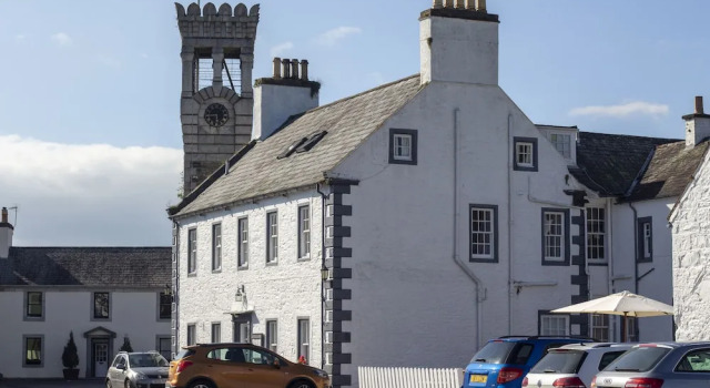 The Murray Arms Hotel