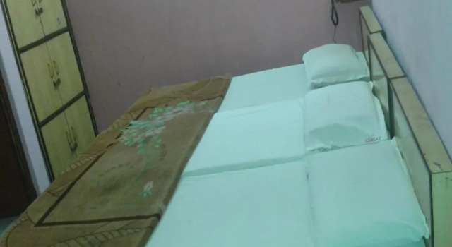 Hotel Sagar, Забронировать Отель Taj Ganj Таджгандж