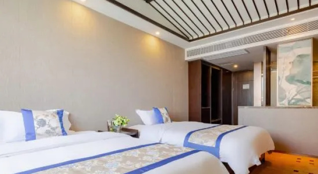 Люкс Global Village Jade Inn