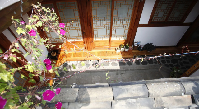 Inwoo House