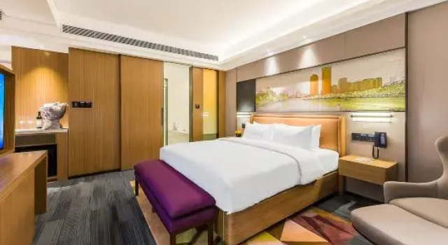 Люкс Hampton by Hilton Guangyuan Lizhou Square