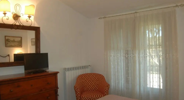 Delightful Apartment in Certaldo With Swimming Pool, Buchen Sie Ferienwohnung Certaldo Elsa-Tal