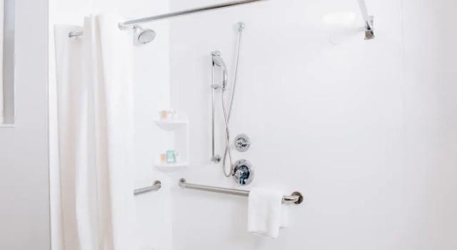 Двухместный люкс ADA Ocean Reef Suites
