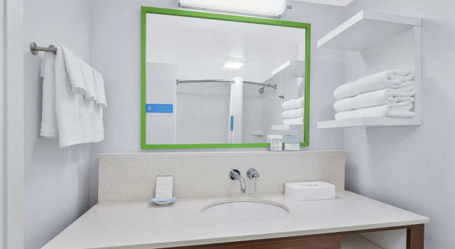 Четырёхместный номер Standard Hampton Inn Thomasville