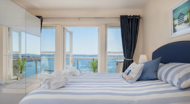 Beautiful Apartment in Torquay With Sea View, Забронировать Апартаменты/квартира Апартаменты Торки, рядом с Художественно-исторический музей Торр-Эбби, Апартаменты/квартира