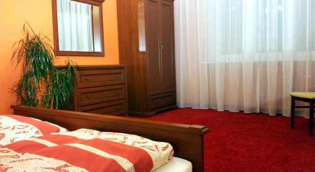 Apartament Classic Gdynia, Varaa Huoneisto Hotellit Pommeri pysäköinnillä, Pysäköinti