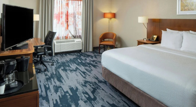 Двухместный номер Standard Fairfield Inn & Suites Jackson Airport
