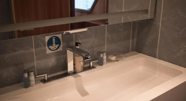 Номер Deluxe Absolute Pleasure Yacht